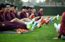 九游官网-东方球队在国际足球比赛中表现出色