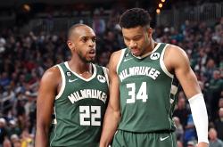 九游体育-雄鹿胜负胶着，字母哥最后时刻绝杀