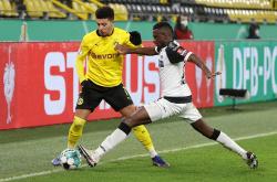 九游娱乐官方网站-关于深圳佳兆业主场胜重庆力帆，实现主场爆冷的信息