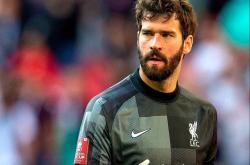 9you娱乐-利物浦客场惊险逆转，范迪克杀出关键一球的简单介绍