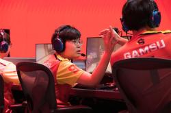 九游中国-CLG血洗HLE，Zeus线上压制力十足激烈交锋成都决赛之夜，成为赛场最大亮点的简单介绍