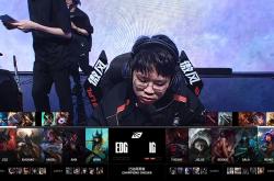 九游体育-FNC血洗EDG，Uzi极限生还后反打峡谷大战2025世界赛，留下经典瞬间