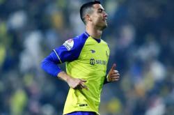 九游娱乐首页-传奇球员互相角逐，谁能成为这一节的英雄