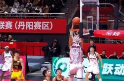 九游游戏-上海队横扫广州队，胡金秋带队取胜的简单介绍