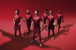 九游娱乐-利拉德最后8秒绝杀三分！76人惊魂夜险胜上海队，东方面孔引发NBA巨星集体赞叹