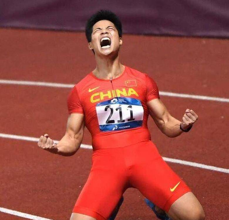 运动员展现出坚韧不拔的拼搏精神
