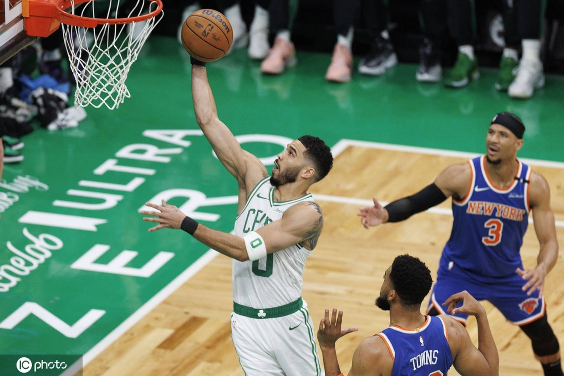 NBA东决第二场：凯尔特人加时战胜热火扳平比分的简单介绍