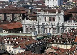 都灵球队遭遇失利,主教练或将面临下课危机 都灵球队遭遇失利,主教练或将面临下课危机