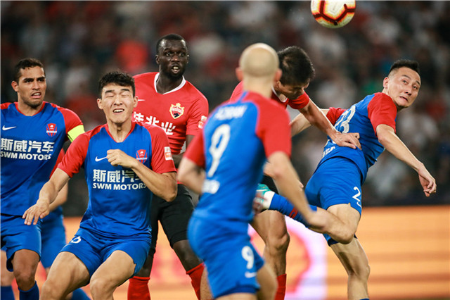 上海上港客场挑战重庆斯威，士气高涨