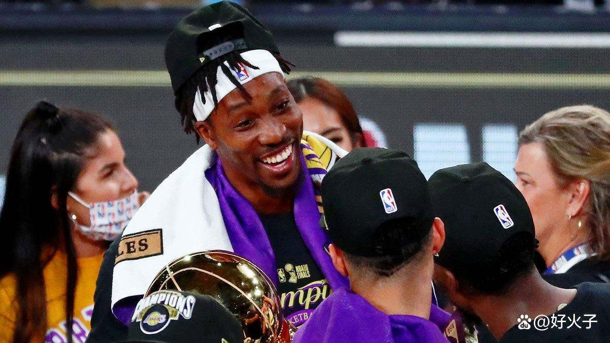 霍华德状况告急，湖人季后赛缺席