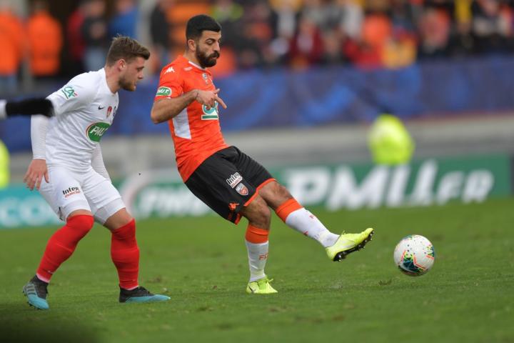 卡昂在客场获胜，带走宝贵三分