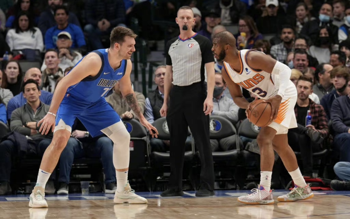 包含独行侠横扫爵士,艾顿完成帽子戏法的词条 包含独行侠横扫爵士,艾顿完成帽子戏法的词条