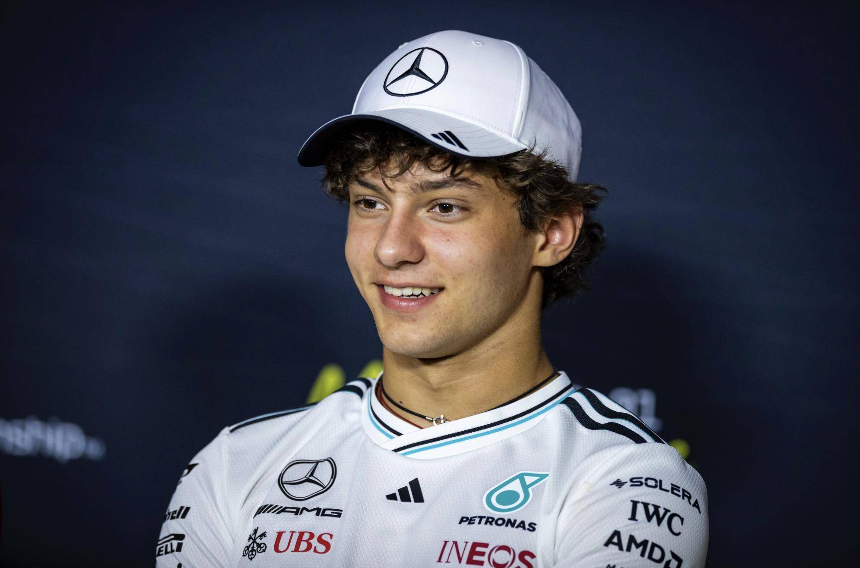 关于雷诺车队翻盘威廉姆斯，汉密尔顿点燃赛场的信息