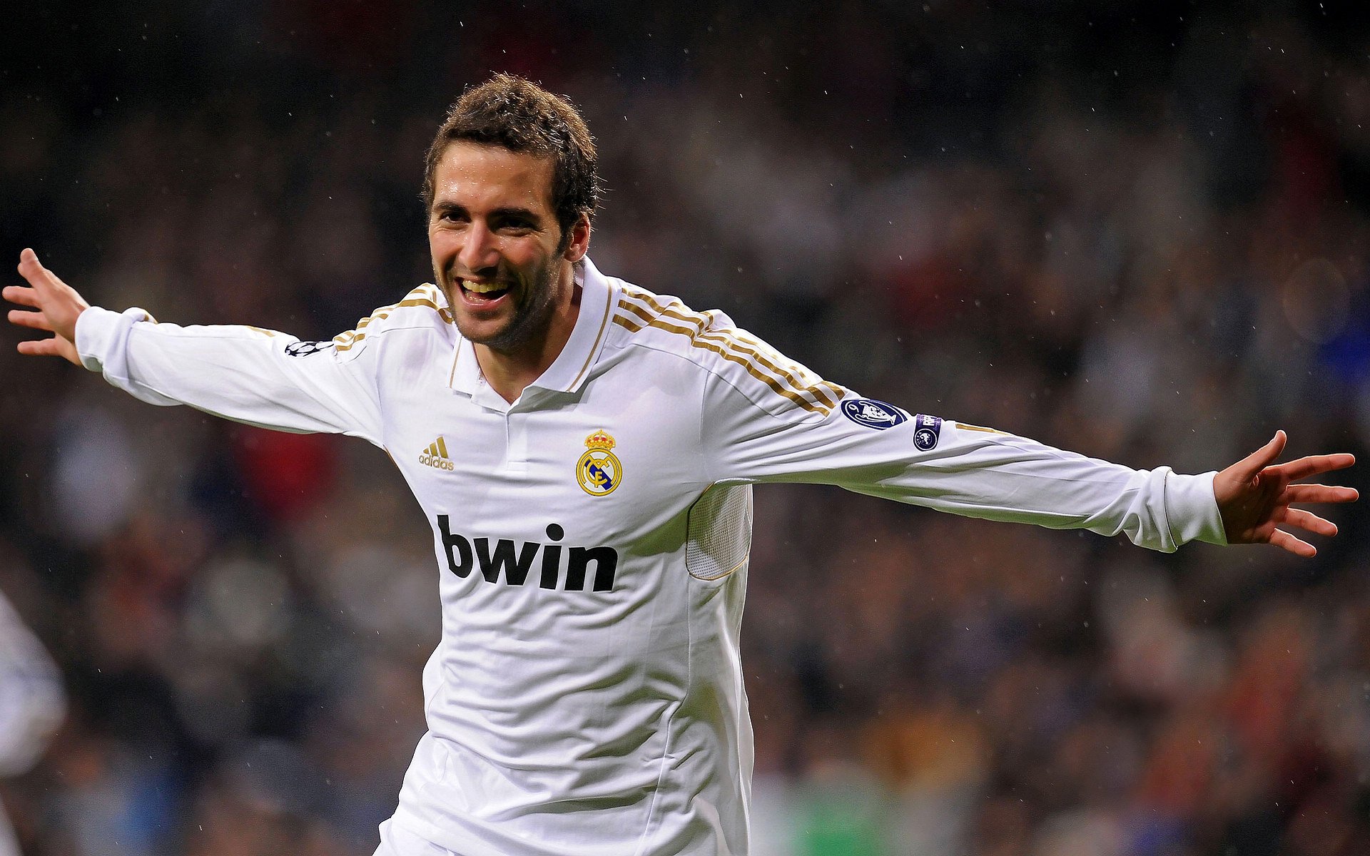 奇迹,从最后一排开始!哈斯惊天逆转,汉密尔顿的防守点燃赛场